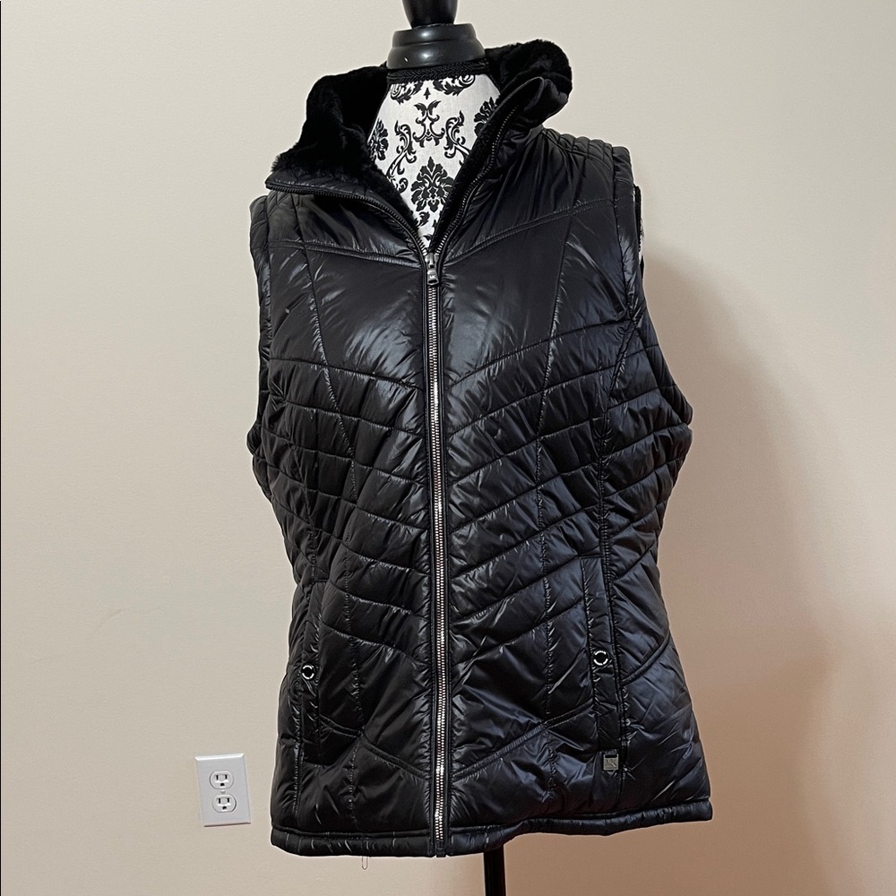 Womens’ Michael Kors Black Quilted Vest